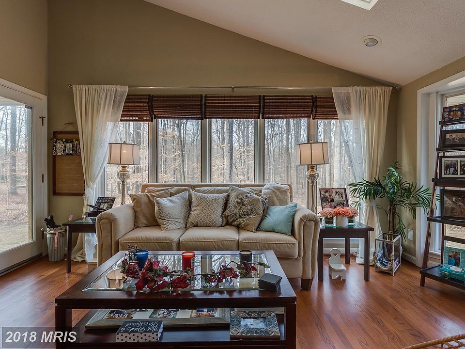 8504 Horseshoe Ln, Potomac, MD 20854 Zillow