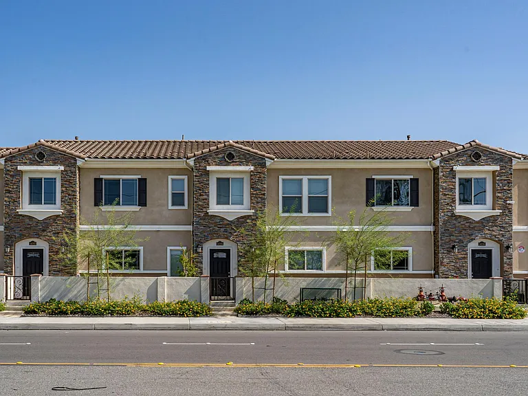14095 Edwards St — Photo 26
