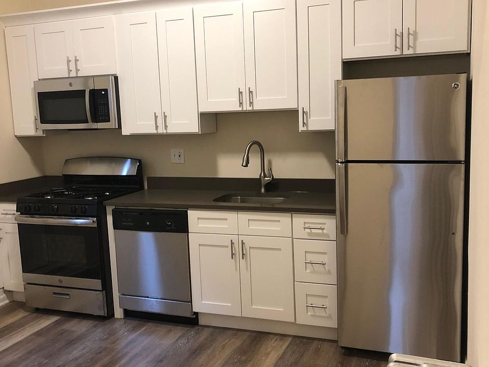 1st image of 3242 N Natchez Ave APT 1F