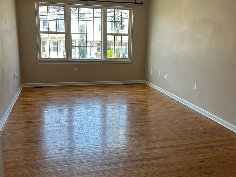 846 Garden St #1 — Photo 3