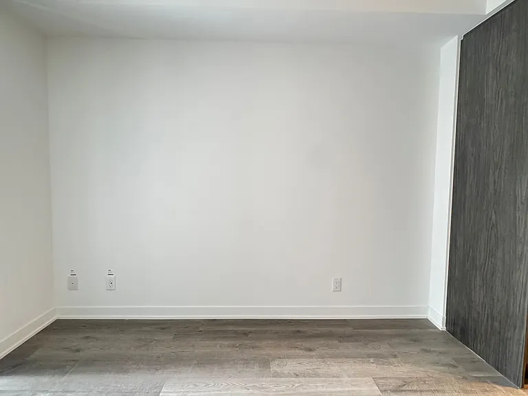 180 Front St E #803 — Photo 12