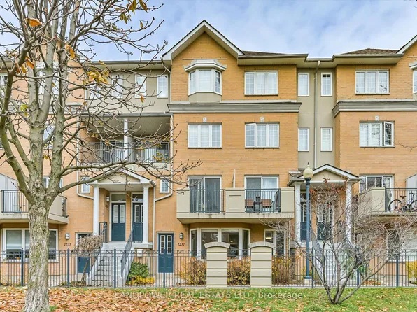 28 S Sommerset Way #1231, Toronto, ON M2N 6W7