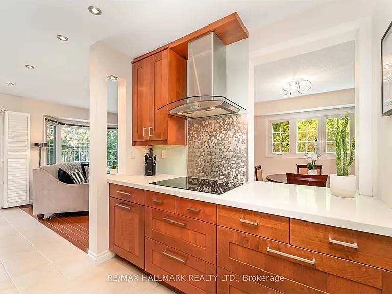 5031 Northern Lights Cir — Photo 10