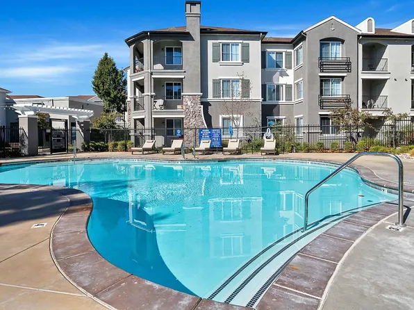 Canyon Oaks at Windemere