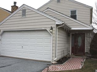 2220 Concord Cir, Harrisburg, PA 17110