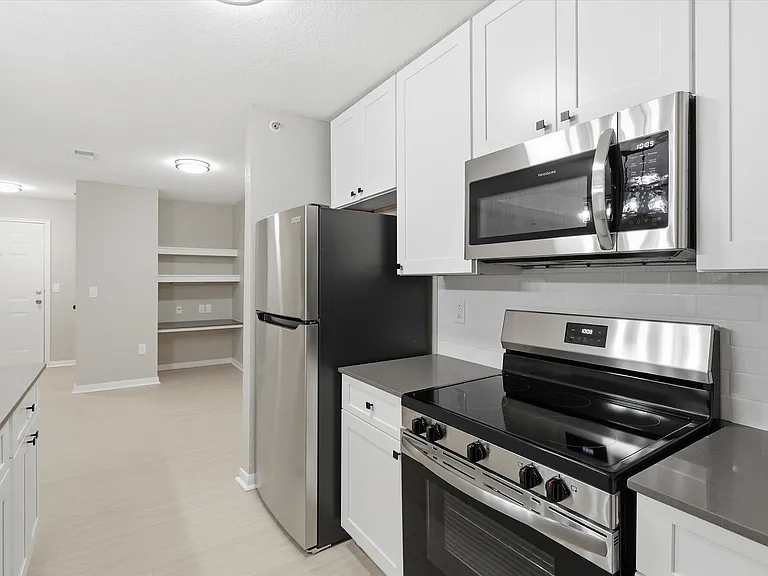 The Villas at North Oak — Photo 2