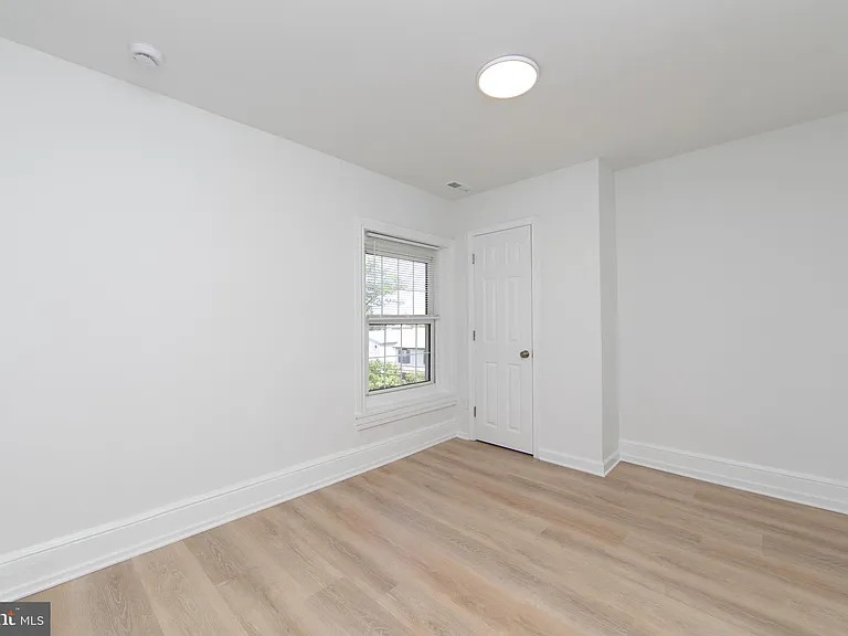 9 E Holly Ave #5 — Photo 10