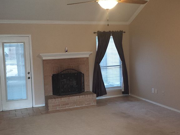 3rd image of 3011 Lance Ln