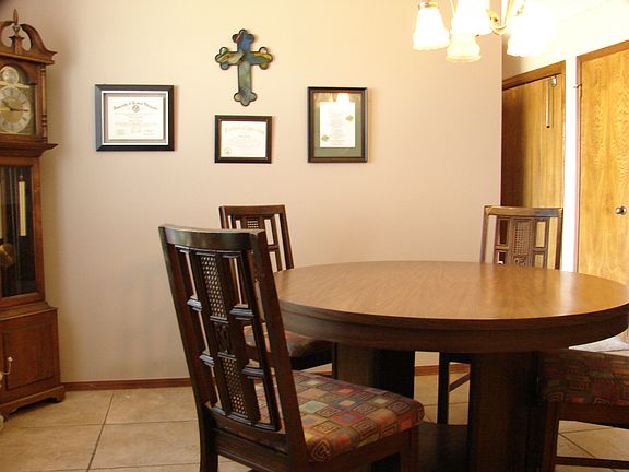 3rd image of 2224 Lynn Lane