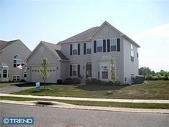 1st image of 126 Tweedsmere Dr
