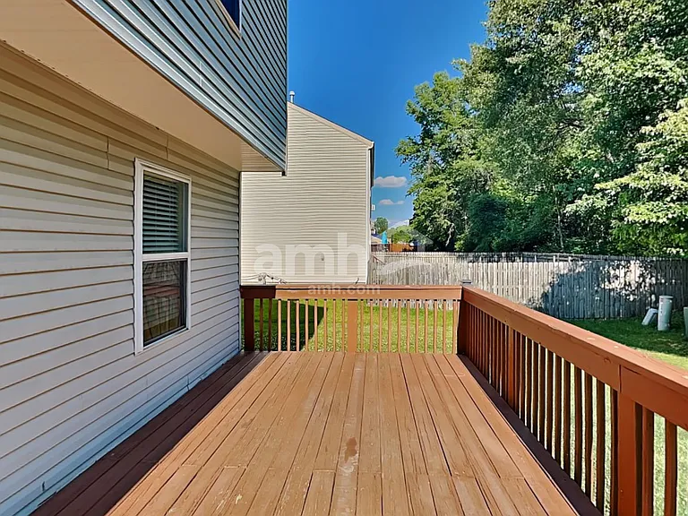 275 Monarch Dr — Photo 23