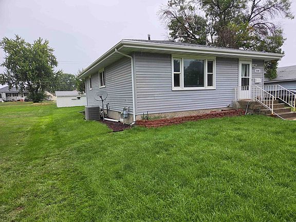 2nd image of 3108 7th St