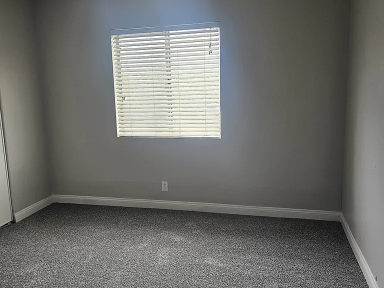 5231 Pioneer Ave #204 — Photo 14