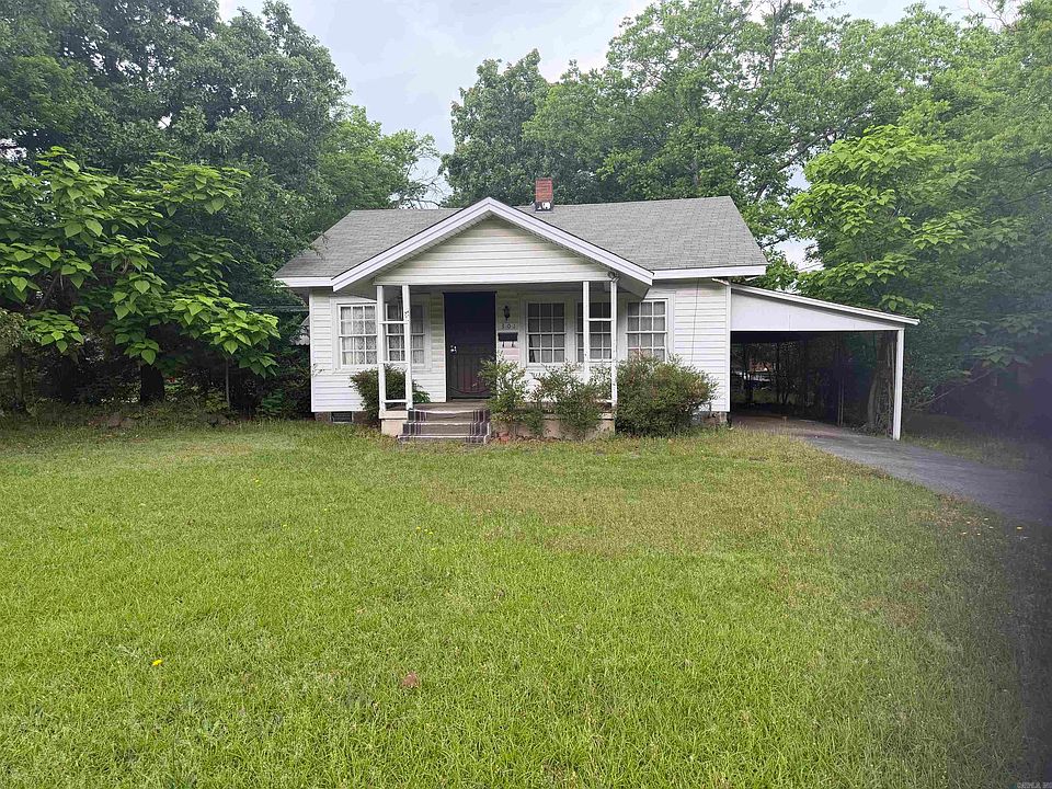1st image of 301 W M Ave