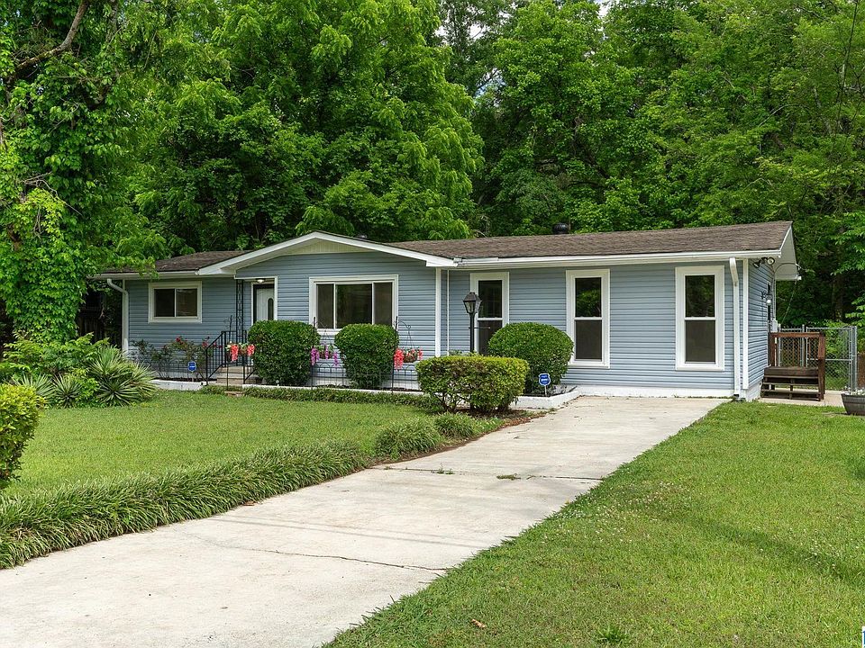 1st image of 1141 Camellia Rd