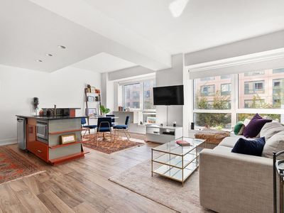 440 Kent Ave APT 5F, Brooklyn, NY, 11249