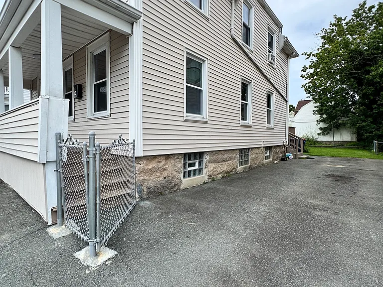 51 Babbitt St #1 — Photo 12