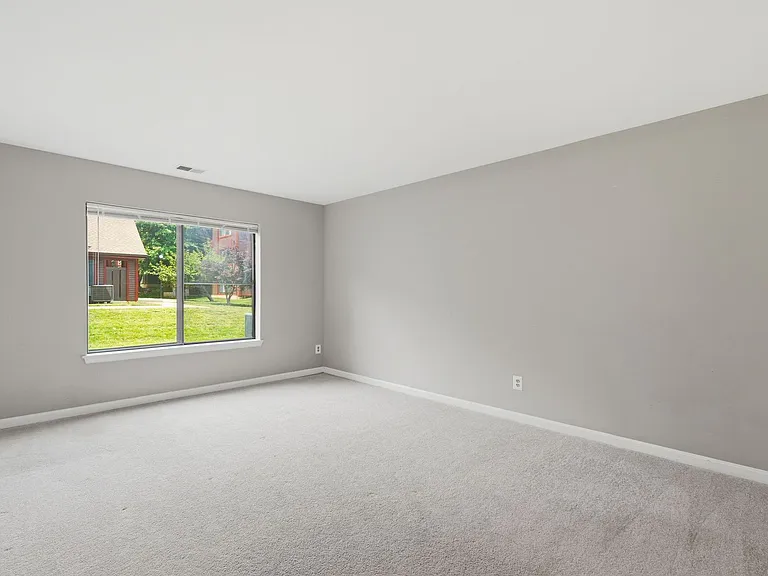 2822 Lee Oaks Pl #101 — Photo 7