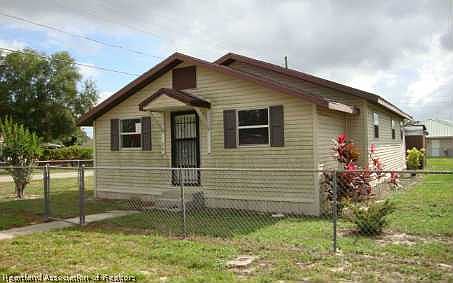 1st image of 26 E Washingtonia Ave N