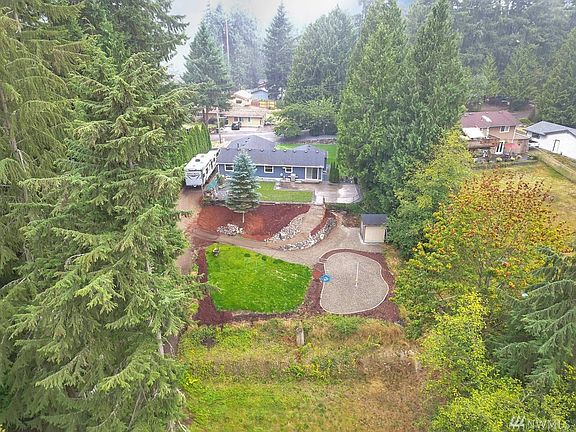4th image of 6522 187th Ave E