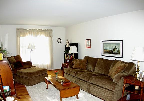 5th image of 4800 Mermaid Blvd