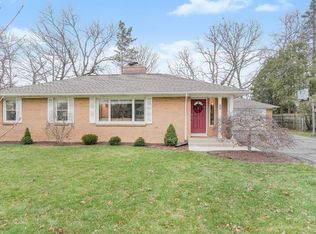 80 Elmhurst Dr SE, Grand Rapids, MI