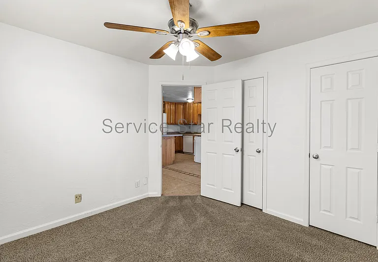 1226 E Purdue Ave #B — Photo 14