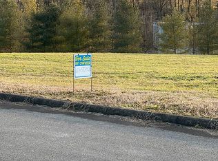 17 Belle Arden Dr, Greeneville, TN 37745