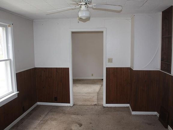 4th image of 1302 Purvis Ave