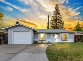 9224 Egret Dr, Elk Grove, CA 95624