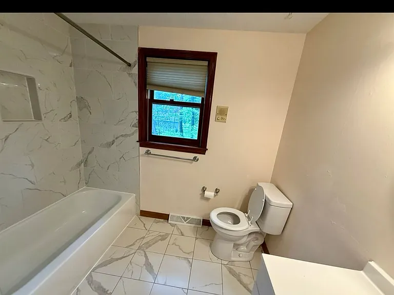 69 Timberline Dr — Photo 23