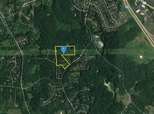 212 Whistle Stop Rd, Pittsford, NY 14534