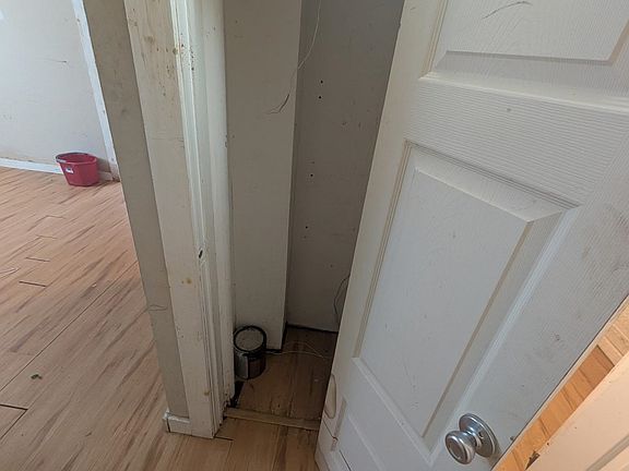 4th image of 200 Central Ave APT A4