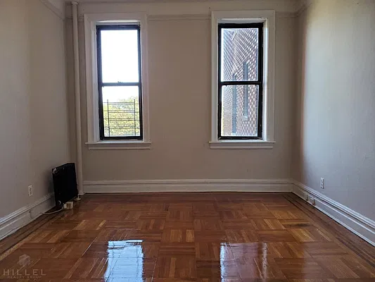 Rented by Hillel Realty Group | media 1