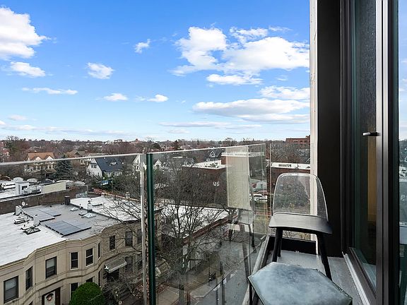 5th image of 50 E 10th St #421