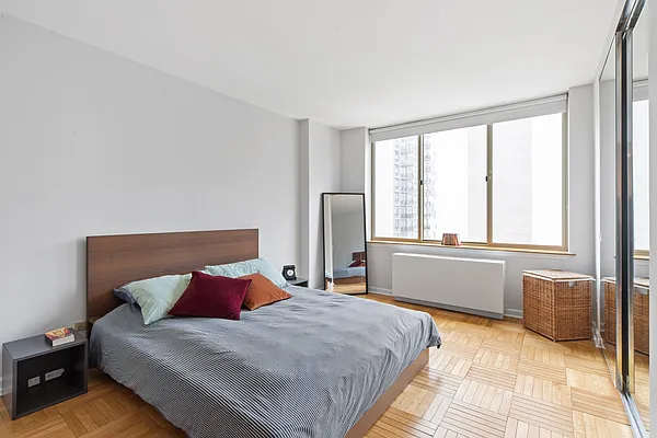 Sold by Compass | media 4