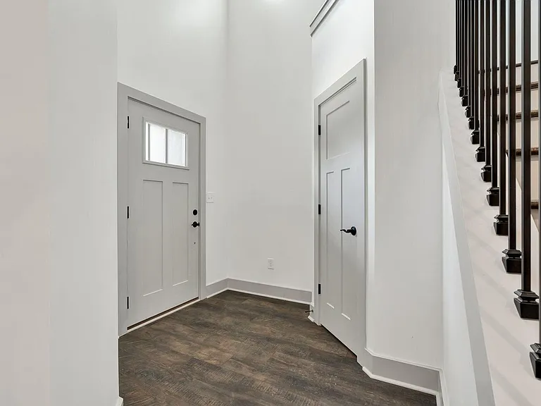 164 McNabb Dr NW — Photo 3