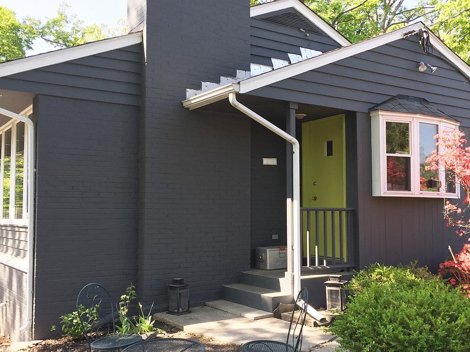 cheerful entrance to your new home