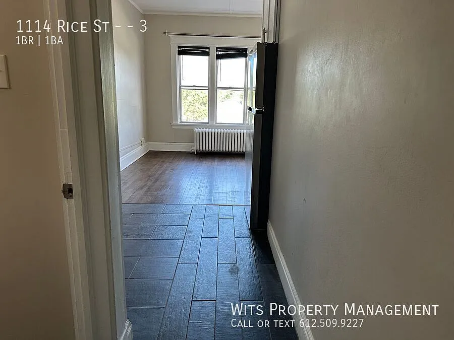 Convenient Living 1bed/1bath Right on Rice — Photo 2