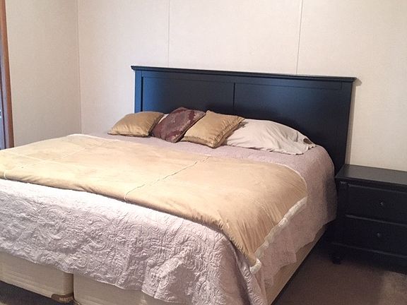 Master King Size Bed