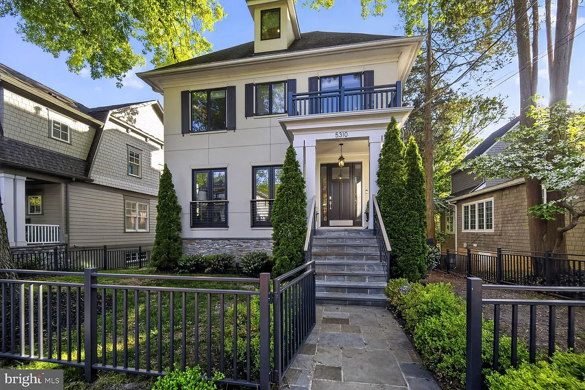Building Photo - 5310 Dorsett Pl NW