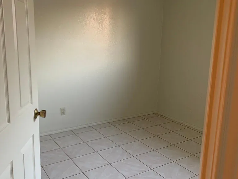 1802 Bobcat Ln — Photo 10