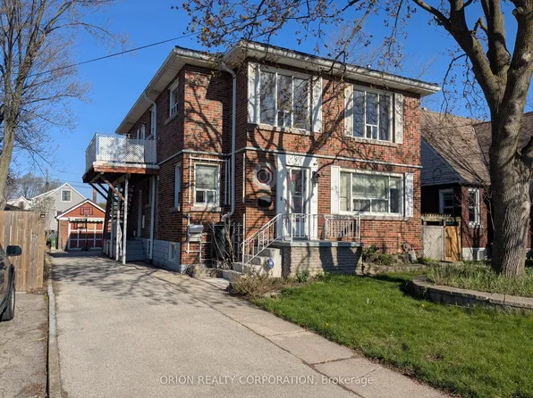 96 E 21st St W #2, Hamilton, ON L8V 2T4