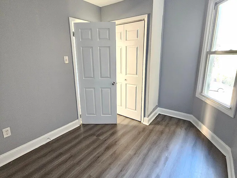 654 20th Ave #2 — Photo 5