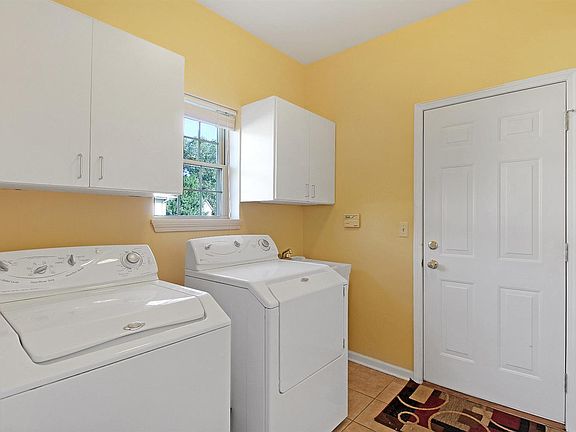 4th image of 2713 W 65th Ave