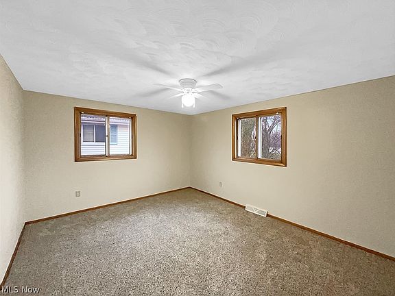 5th image of 2608 Vassar Ave