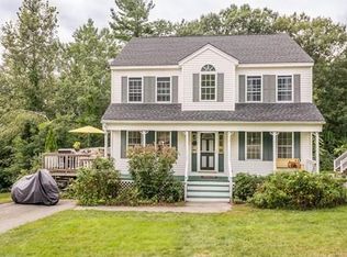 212 Acropolis Rd, Lowell, MA 01854