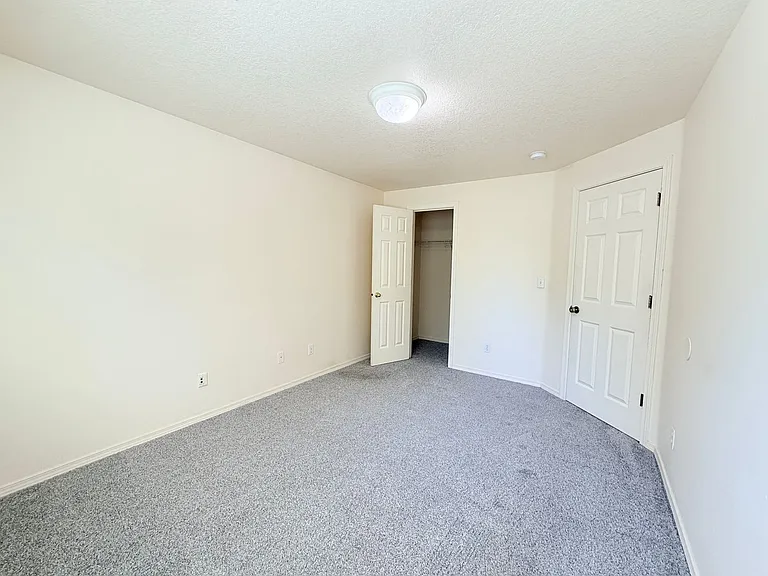 2914 SW 214th Ave — Photo 20