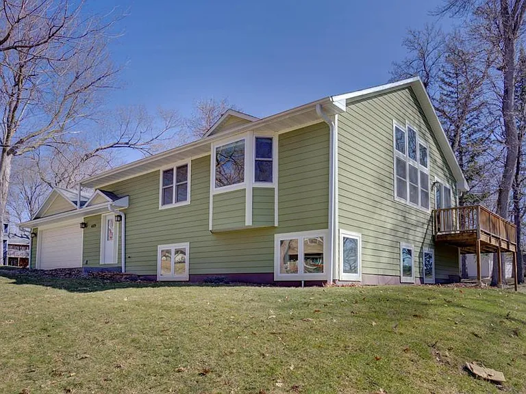 6829 Yuma Dr — Photo 2