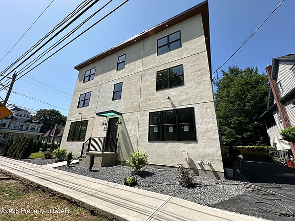 4th image of 55 Reynolds St